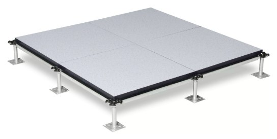 Conjunto de cuatro paneles woodcore montados sobre subestructura